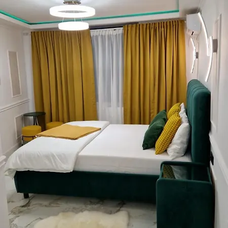 Lipscani Old Town Center *